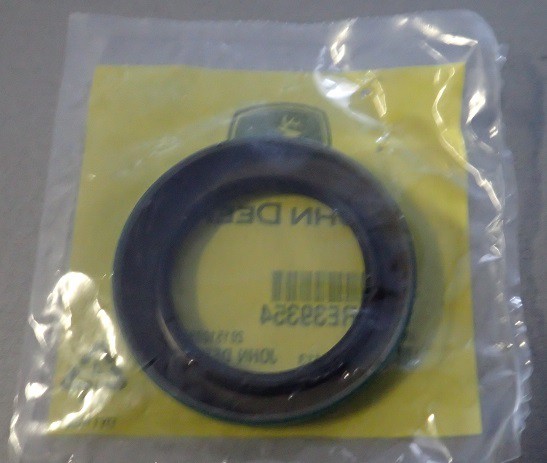 Uszczelniacz, Simmering John Deere,RE39354